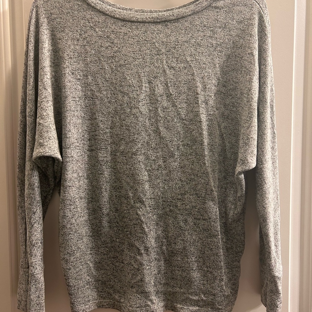 Heather Gray Long Sleeve Women's Top